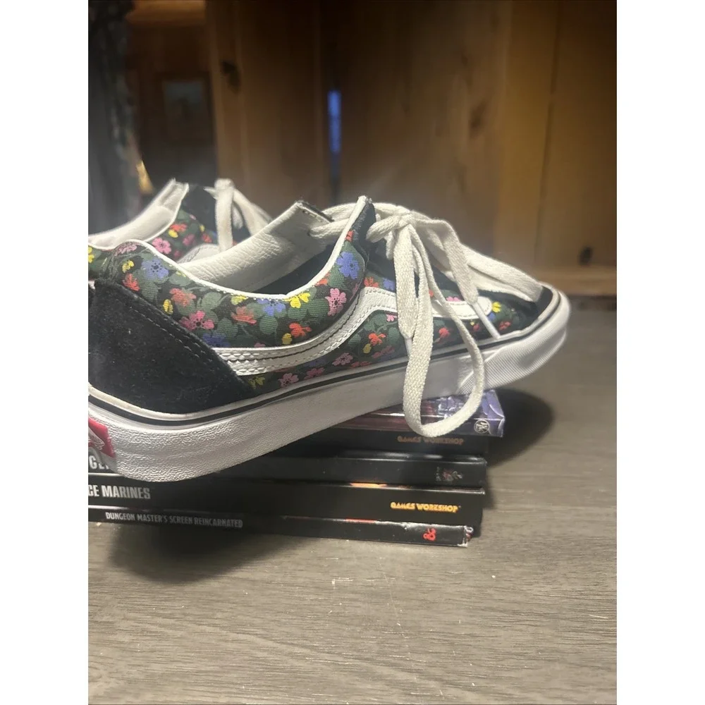 Vans 9 Women's Old Skool Pressed Floral Low Top Black. Very Cute And Clean - Picture 4 of 11